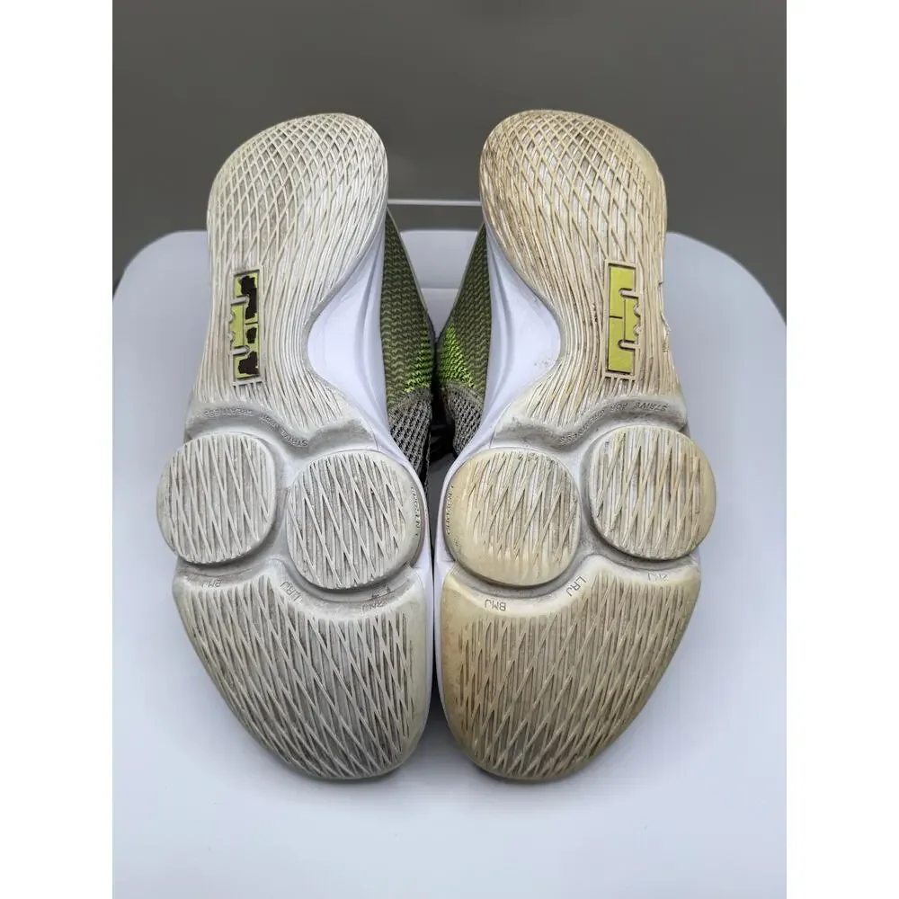 Nike this fantastic